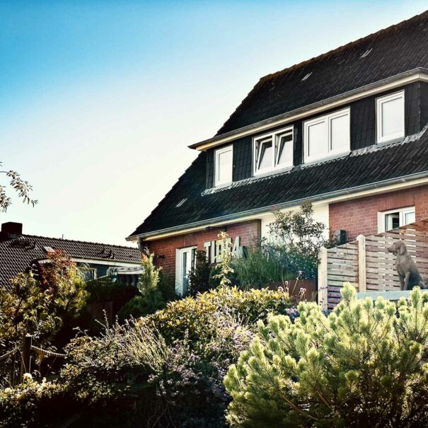 tide4-ferienwohnung-amrum-aussenansicht-haus-ost_06